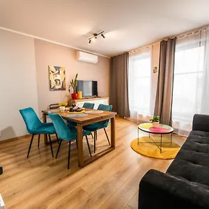  Apartment Miodowa 42 Z Miejscem Parkingowym